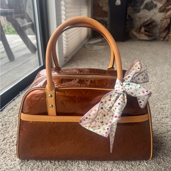 Louis Vuitton Tompkin Square - Picture 1 of 11